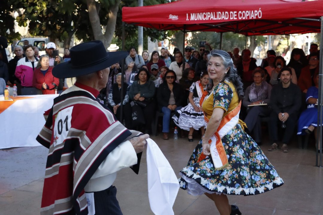 /copiapo-ya-tiene-a-sus-representantes-para-el-regional-de-cueca-del-adulto