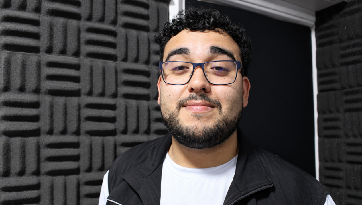 /desigualdad-salarial-historias-que-revelan-realidad/podcast-psicologo-juan-carlos-aguirre-advierte-sobre-el-impacto-emocional