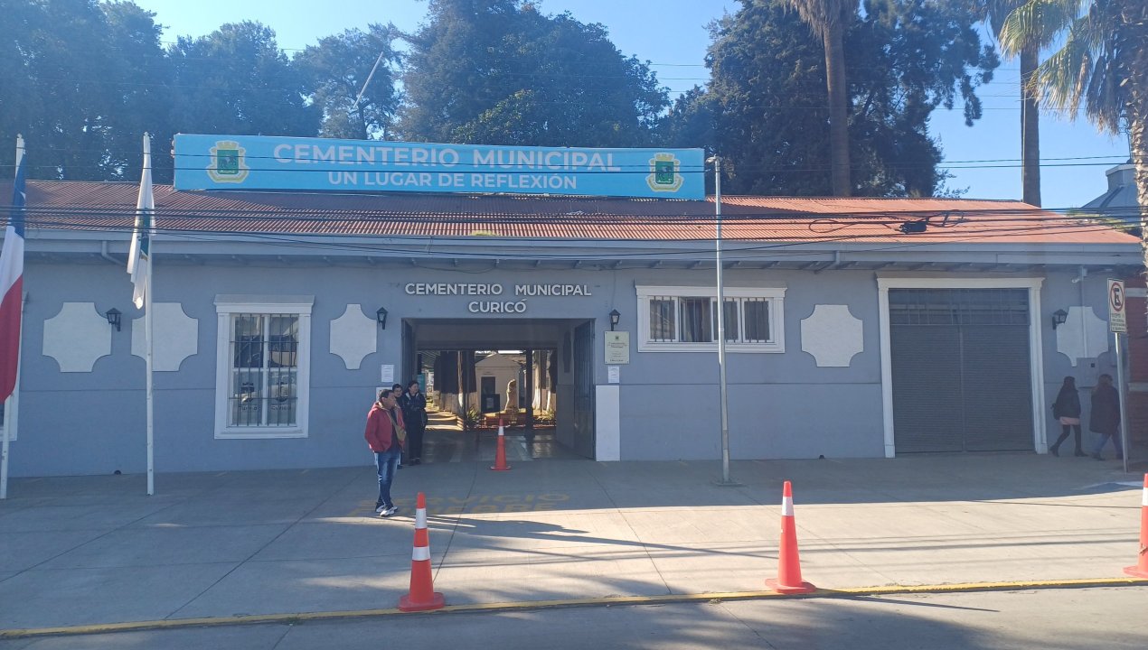 /cementerio-de-curico-amplia-horario-por-todos-los-santos