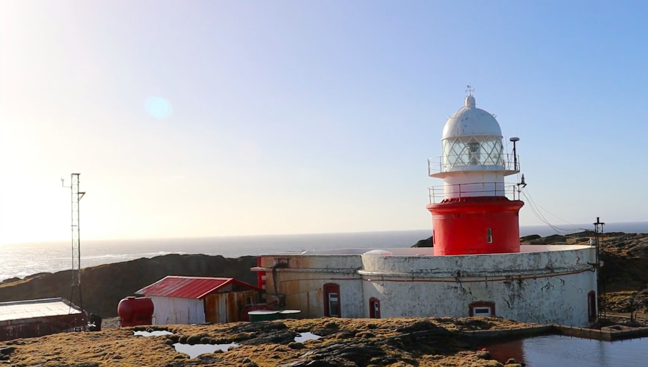 /faro-islotes-evangelistas-es-nombrado-faro-del-ano-2025-por-la-iala