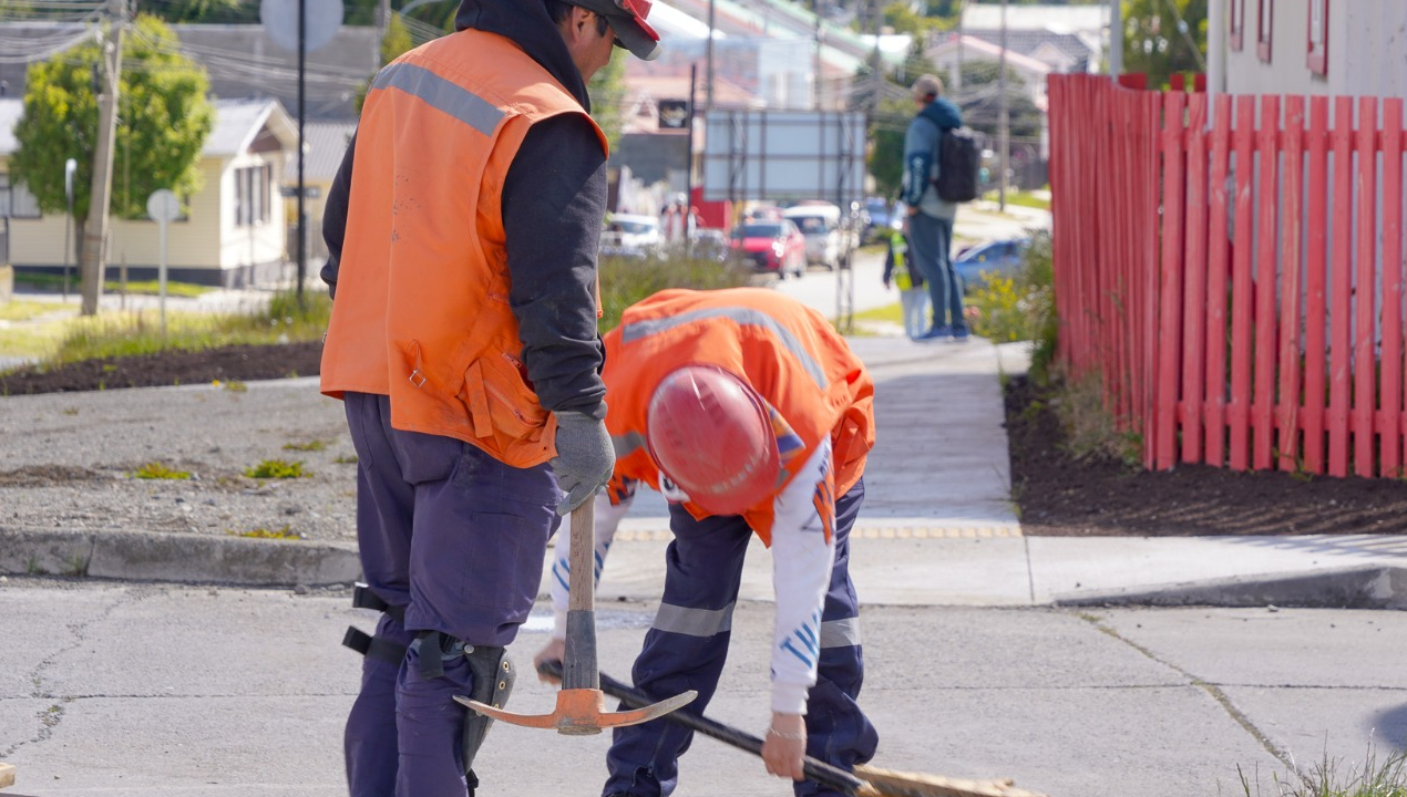 /obras-de-veredas-en-sector-sur-alcanzan-95-de-avance