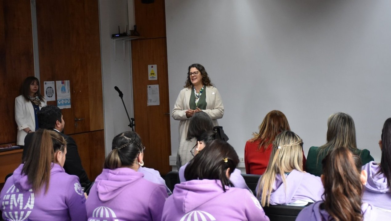 /ocho-establecimientos-educacionales-de-punta-arenas-reciben-acreditacion