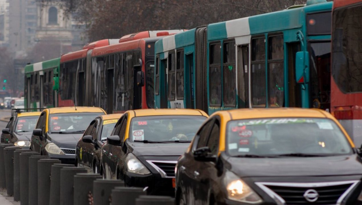 /internacional/europa/reino-unido/reino-unido-alerta-a-turistas-sobre-posibles-estafas-de-falsos-taxistas-en