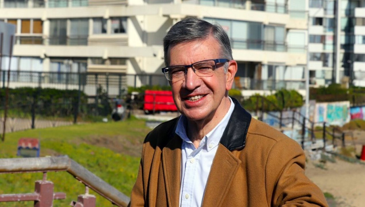 /actualidad/joaquin-lavin-sorprende-con-elogio-a-jeannette-jara-y-la-compara-con