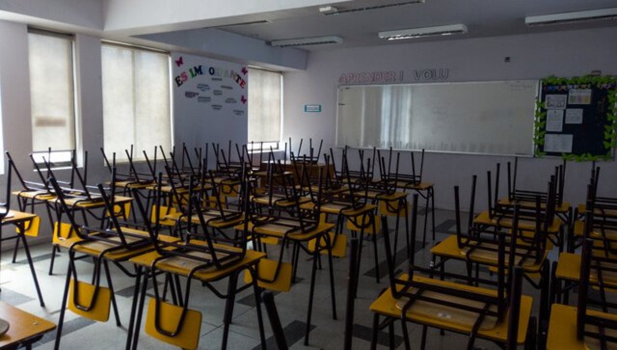 /regionales/region-de-valparaiso/suspenderan-clases-en-valparaiso-y-vina-del-mar-por-cambio-de-mando