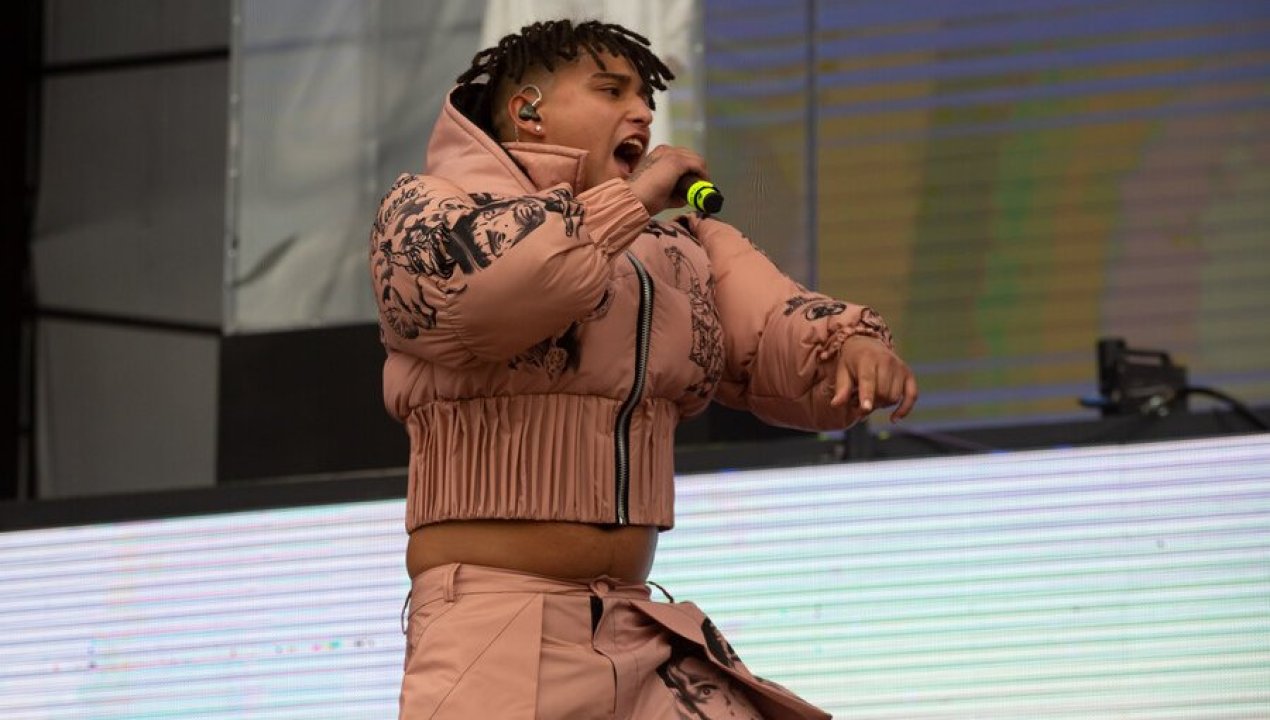 /magazine/pablo-chill-e-realizo-show-sinfonico-y-fue-duramente-criticado-por-musico